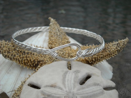 Crocodile Ridge Weave Bracelet - Size 7 1/2